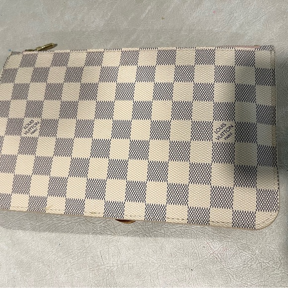Louis Vuitton Damien Azur Pouch - Picture 2 of 14